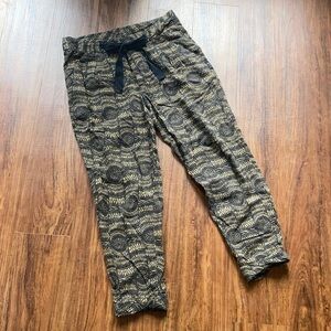 Free People Black and Tan Patterned Cropped Jogger Pants